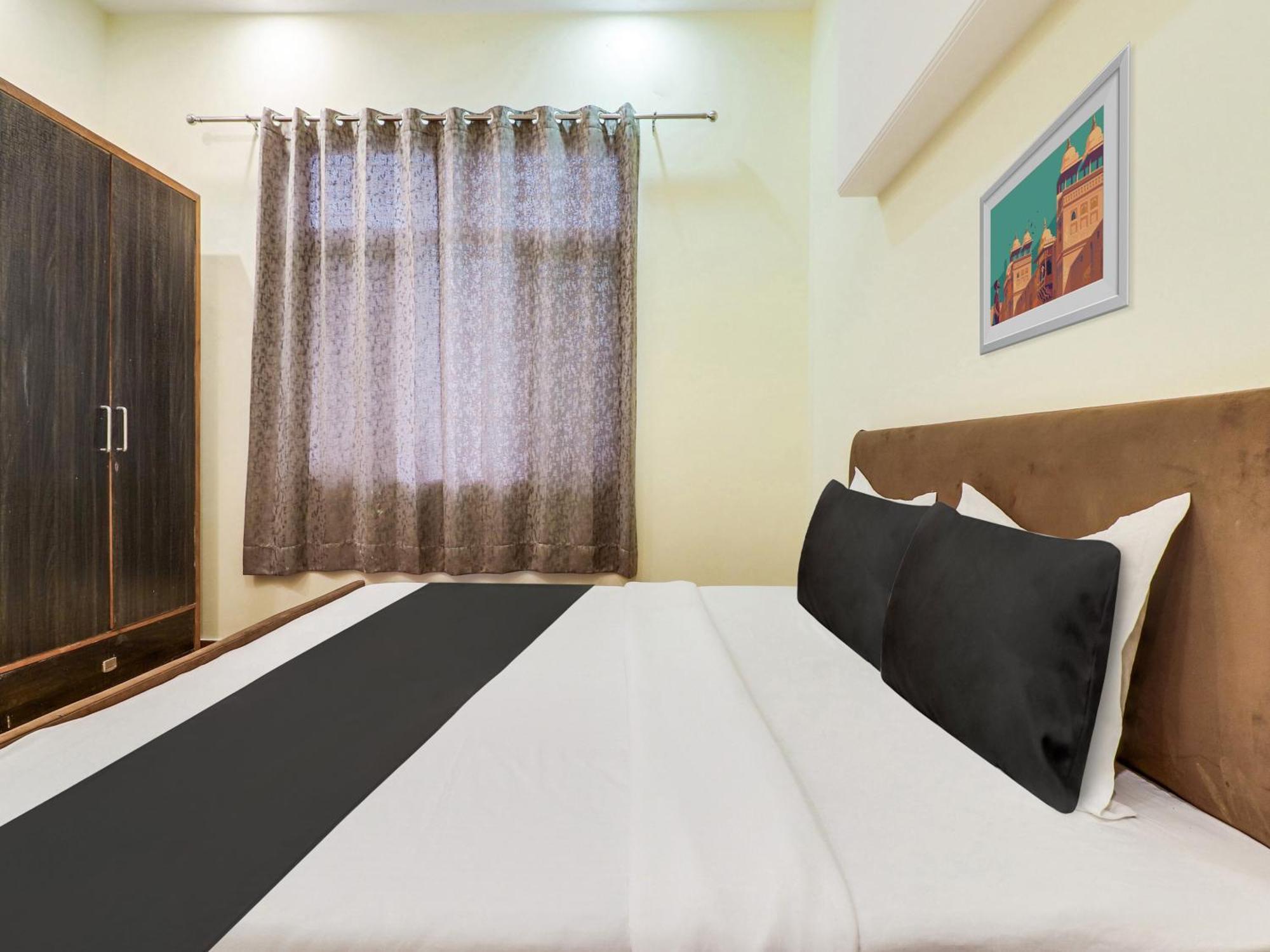 Hotel O Regal Indore Exterior foto